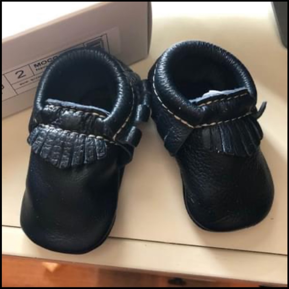 NWT Navy Freshly Picked Leather Moccasins